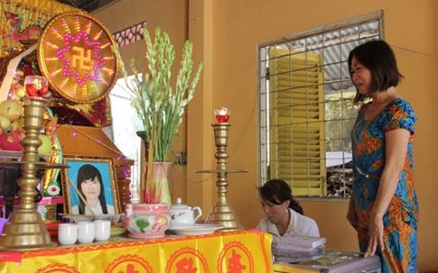 Nữ sinh viên nghi bị “bồ nhí” của mẹ hiếp dâm rồi sát hại dã man